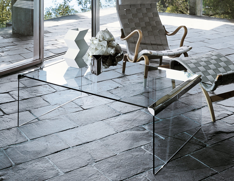 Nesting Table 01209