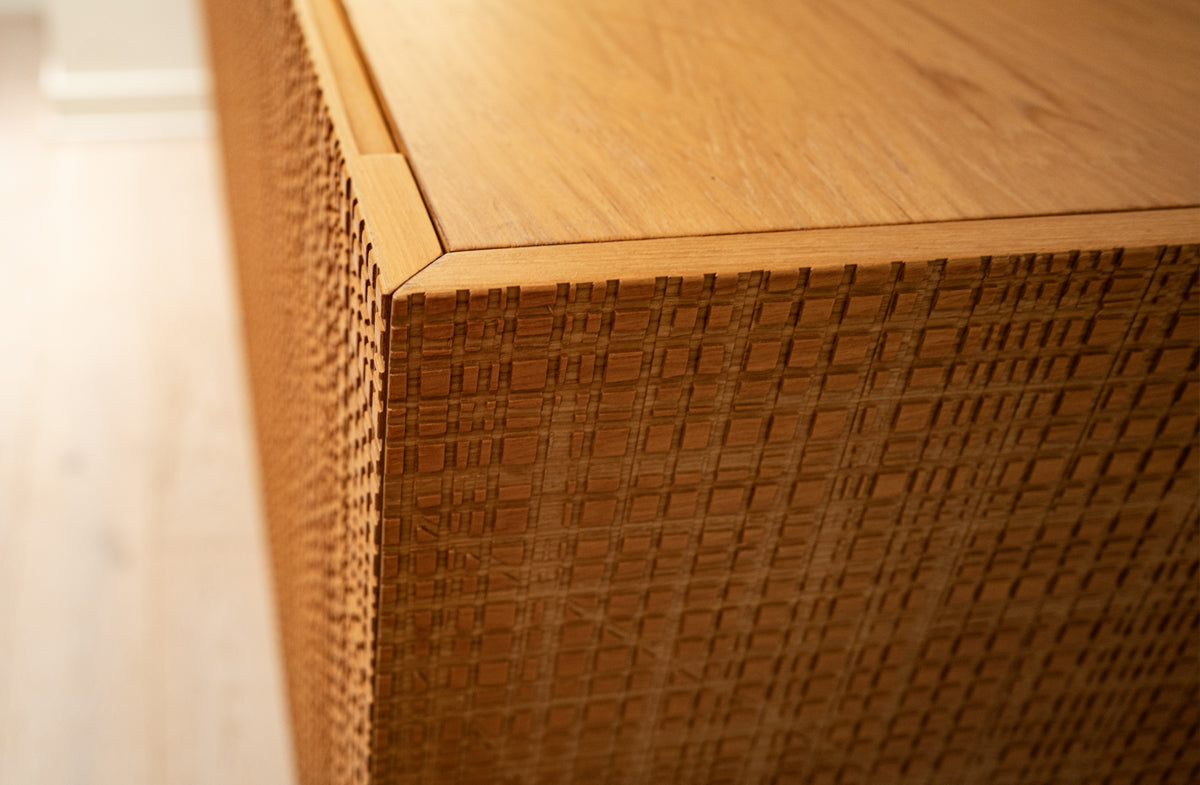 Hanging Sideboard 01910 Floor Model