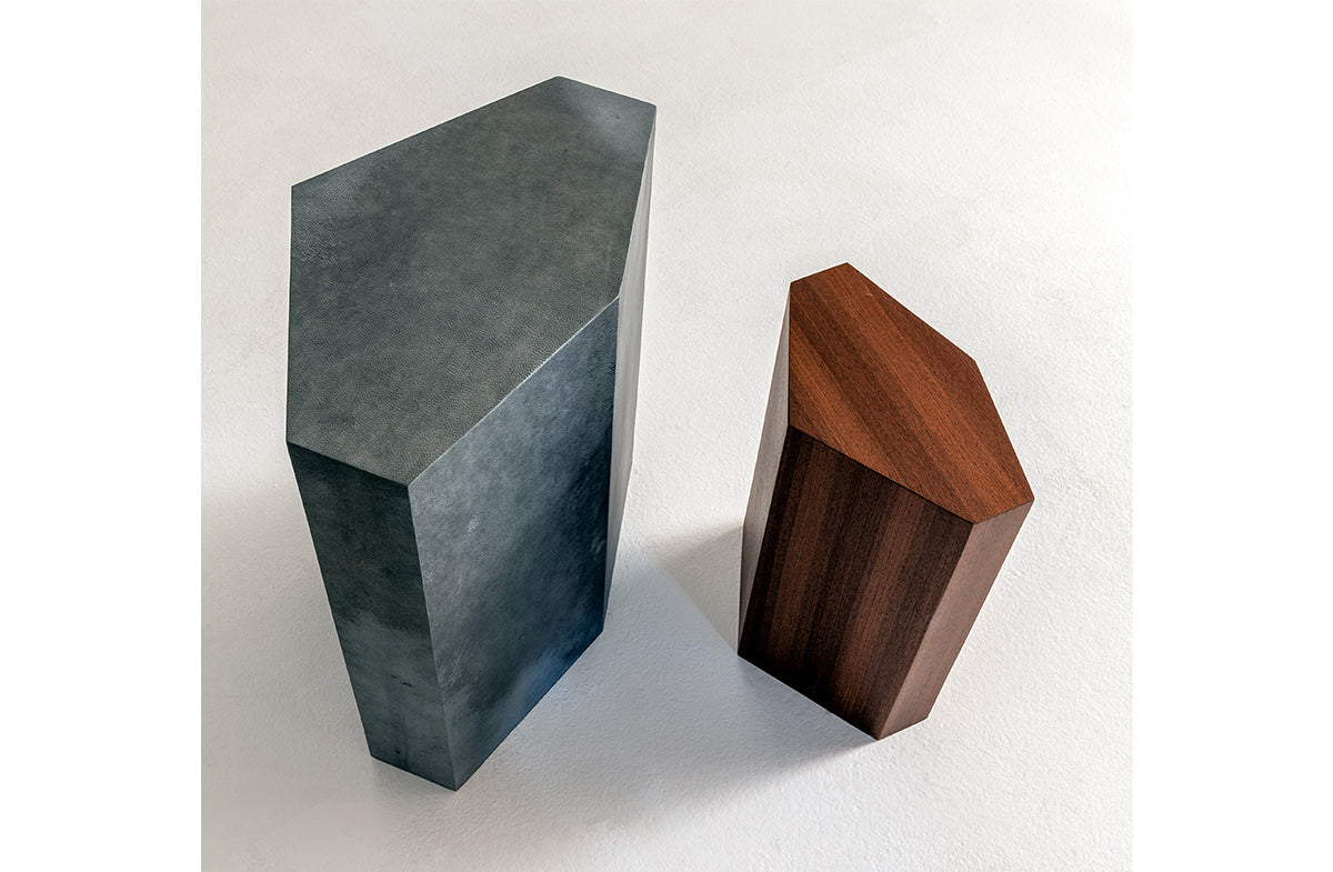 Table Collection 02039