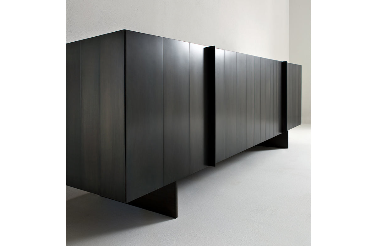 Cabinet 02048