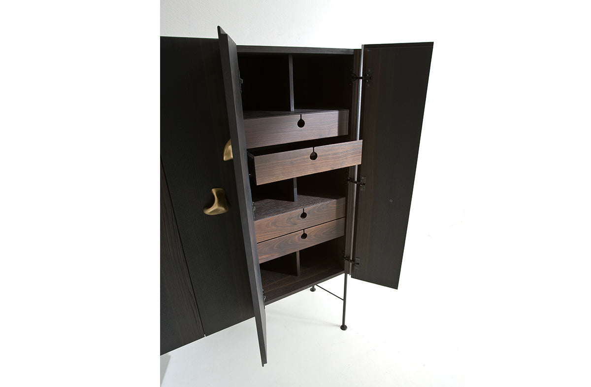 Cabinet 02066