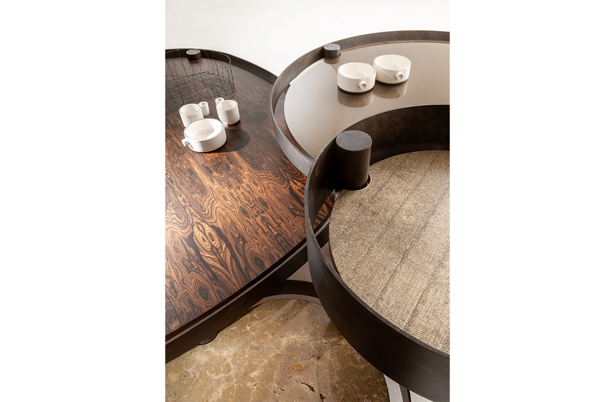 Table Collection 02086