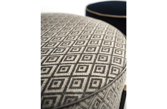 Ottoman 02300