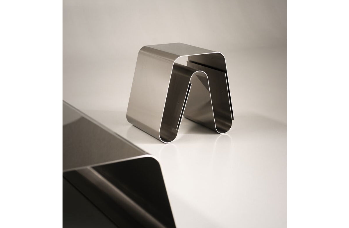 Table Collection 03739