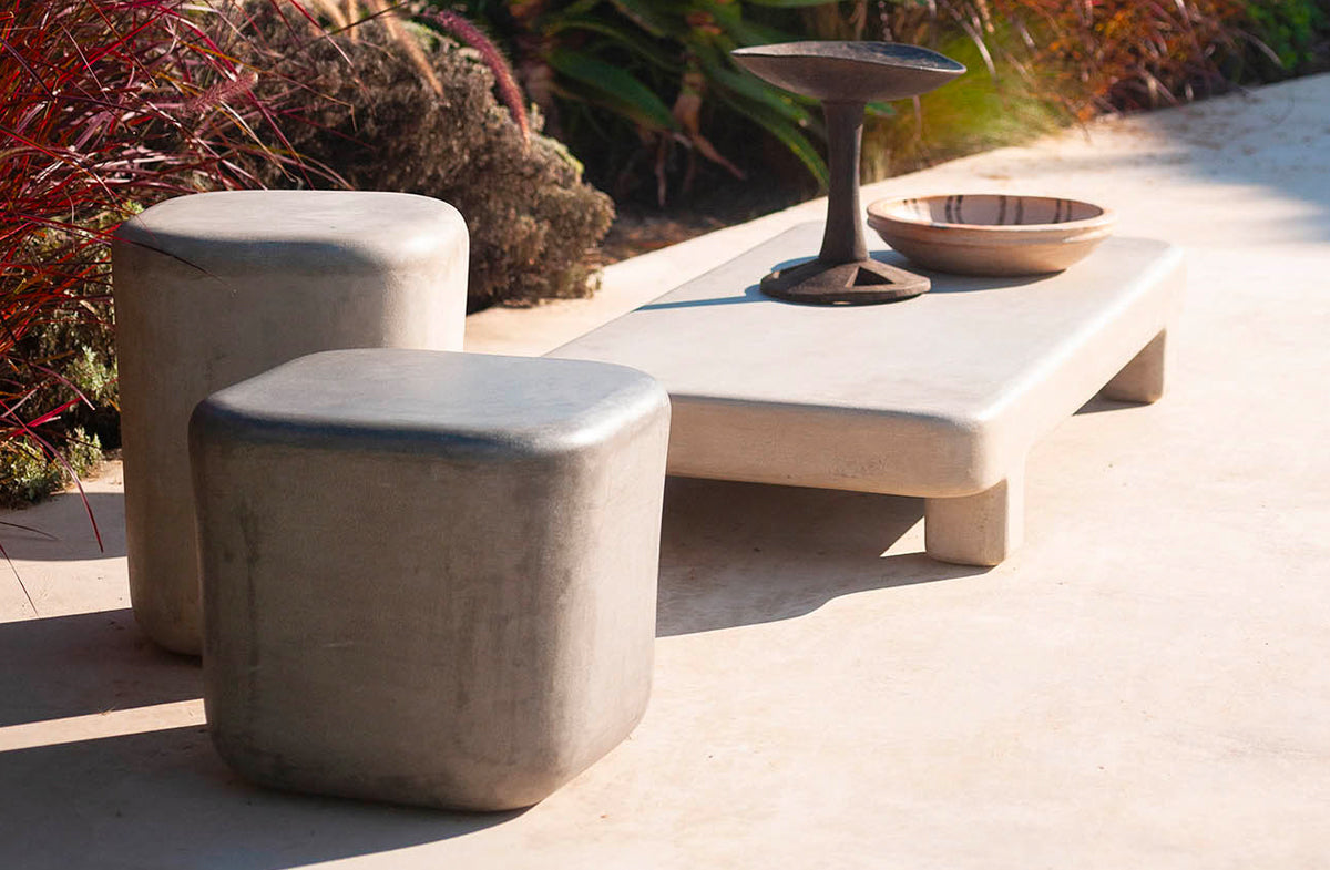 Outdoor Table Collection 03749