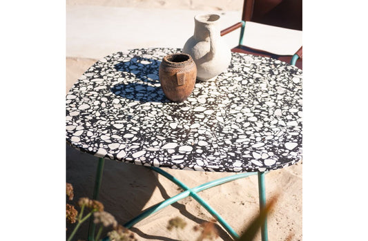 Outdoor Tea Table 03792