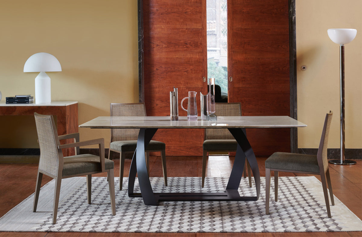 Dining Table 04579