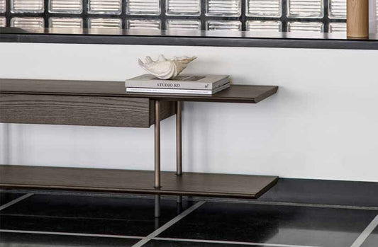 Console 04595