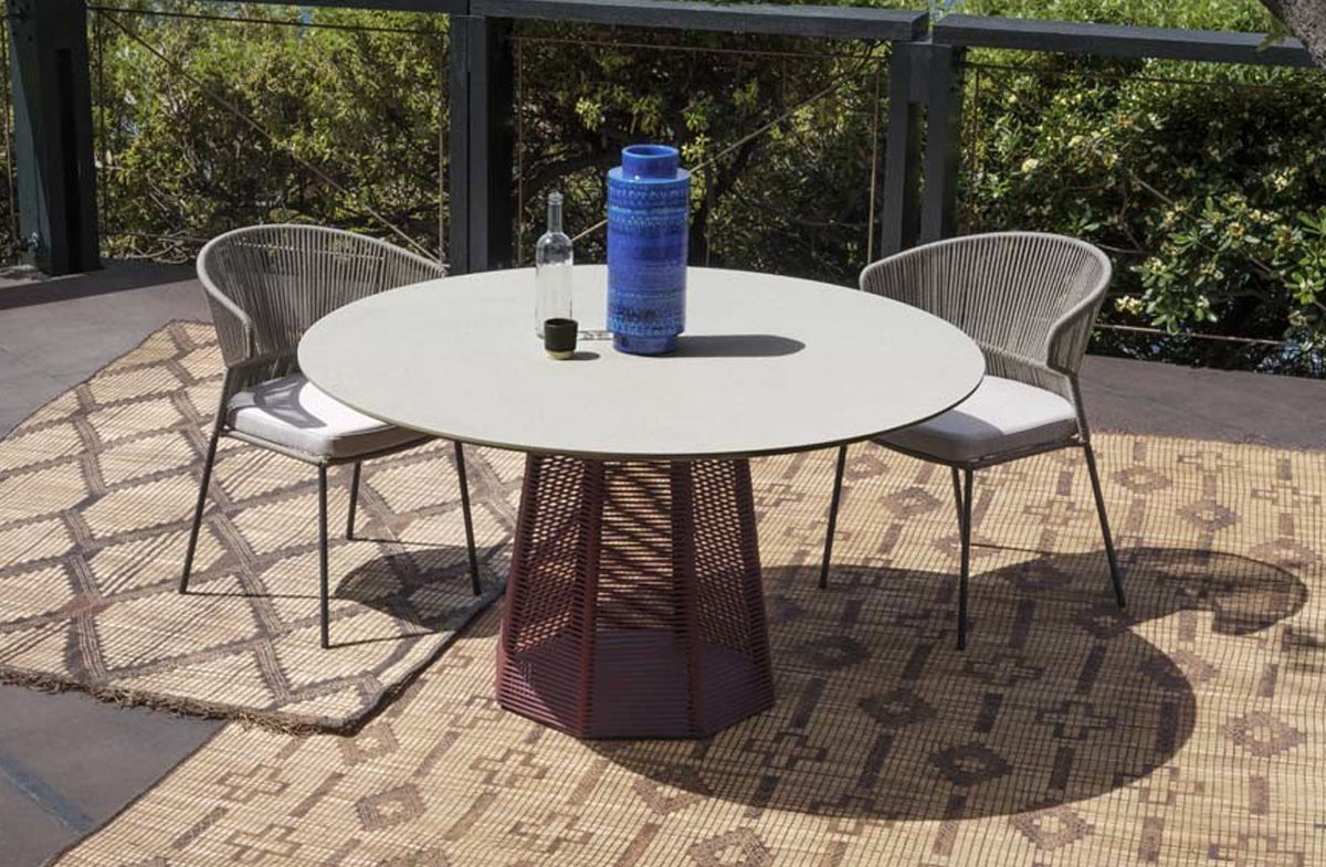 Outdoor Dining Table 04610