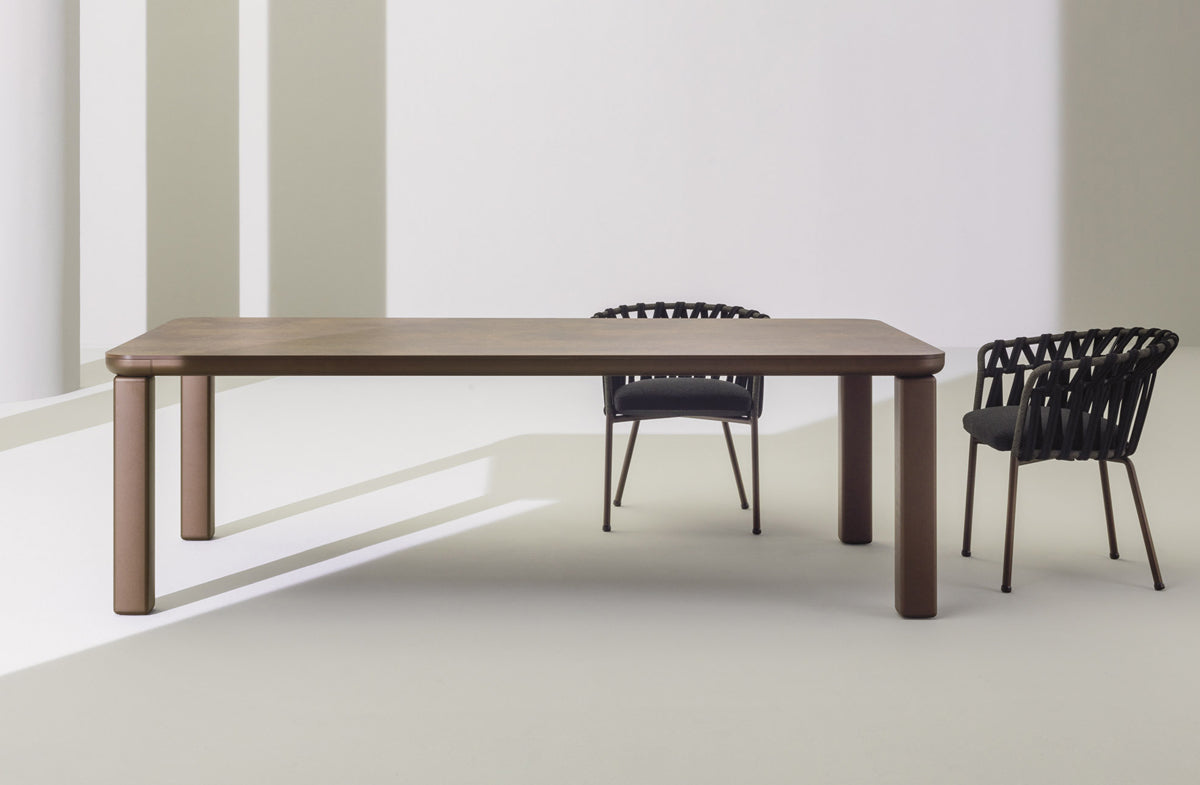 Outdoor Dining Table 04648