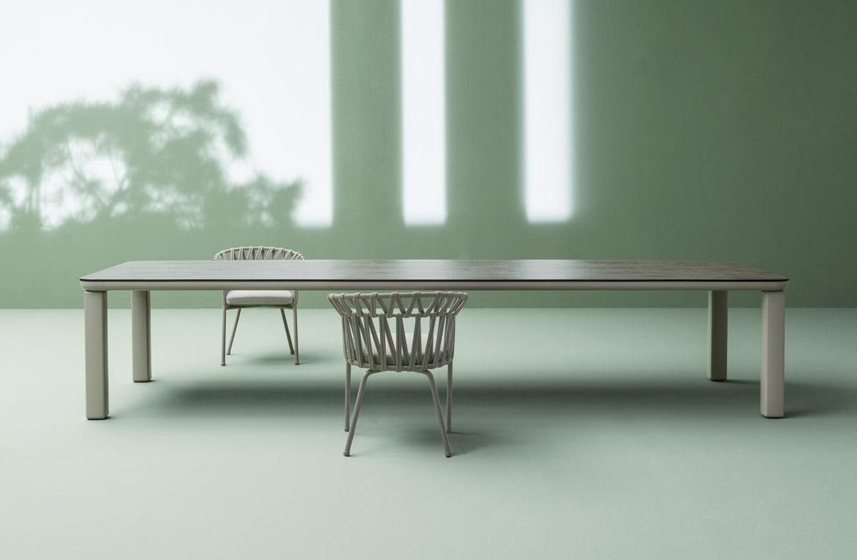 Outdoor Dining Table 04648