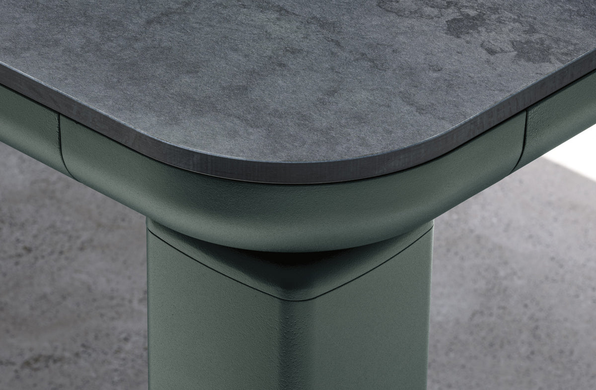 Outdoor Dining Table 04648