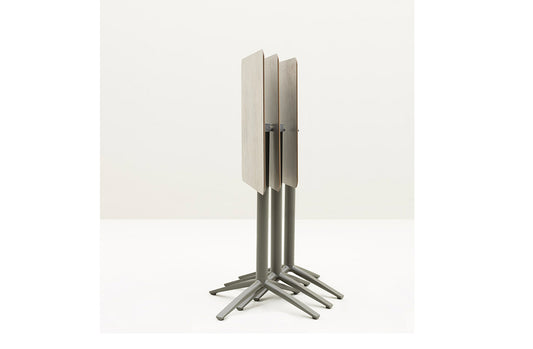 Outdoor Table 04655