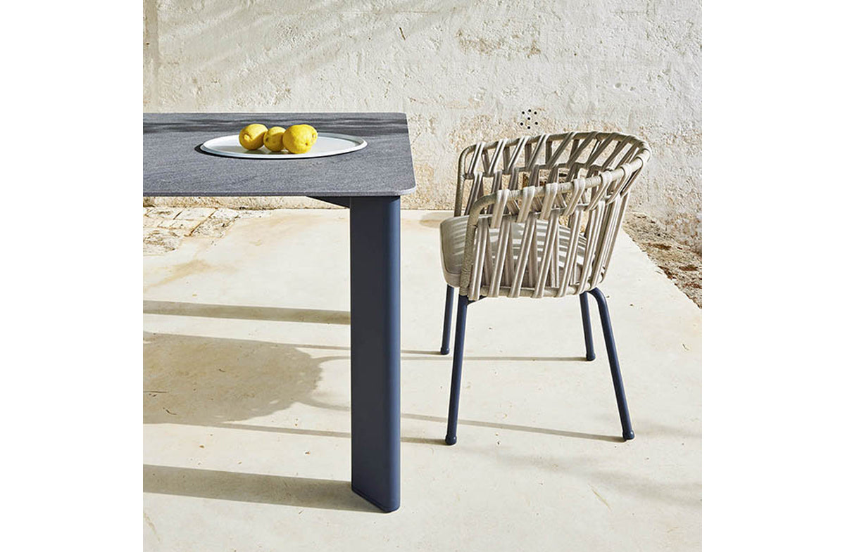 Outdoor Dining Table 04659