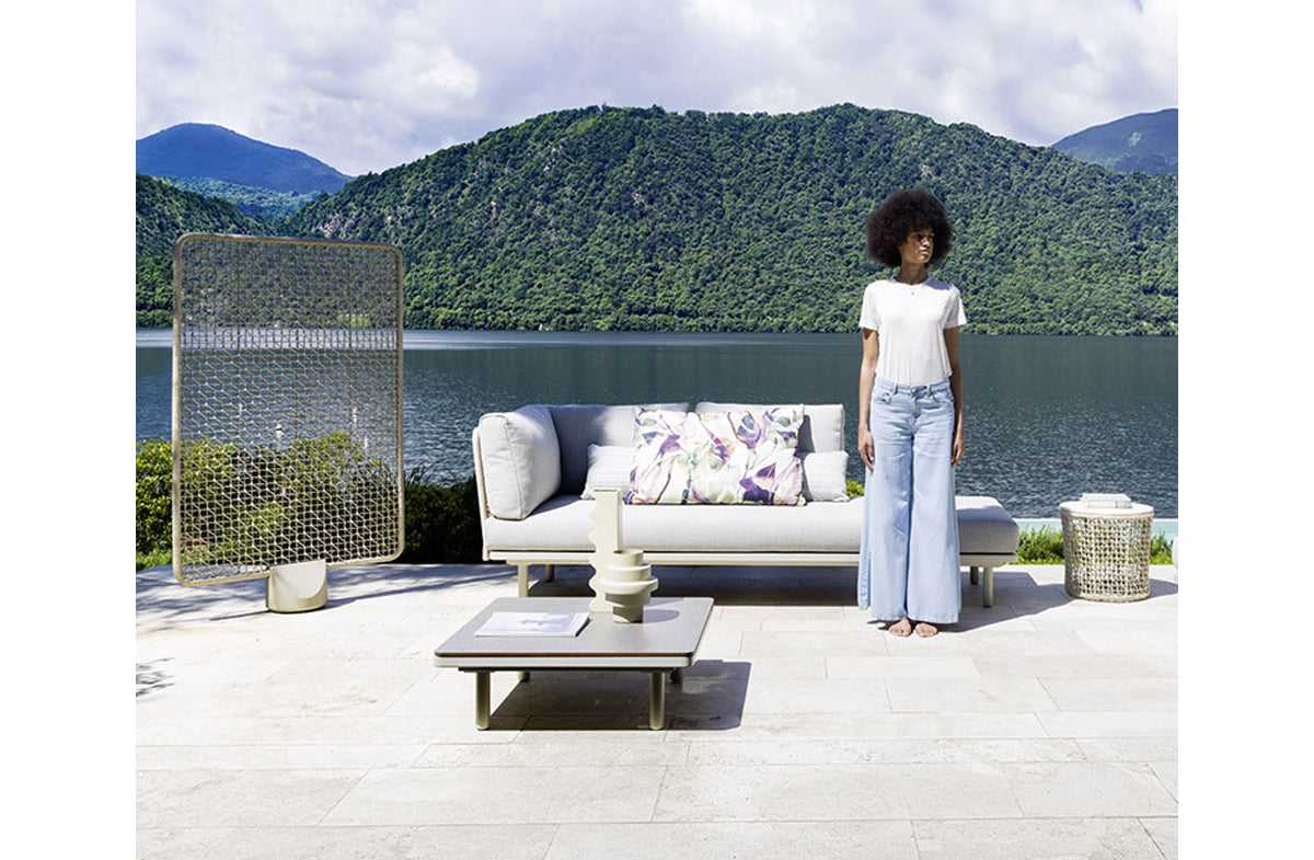 Outdoor Coffee Table 04664