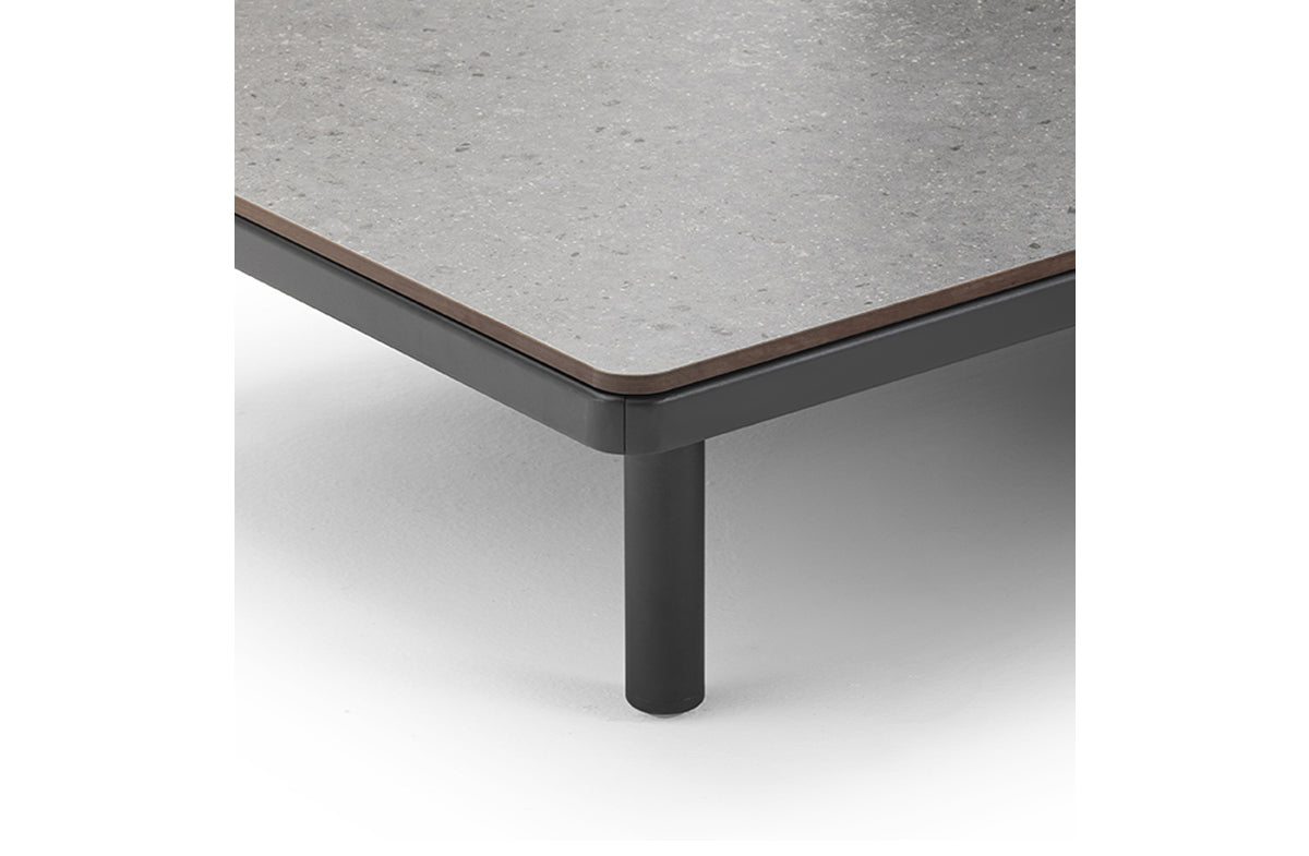 Outdoor Coffee Table 04664