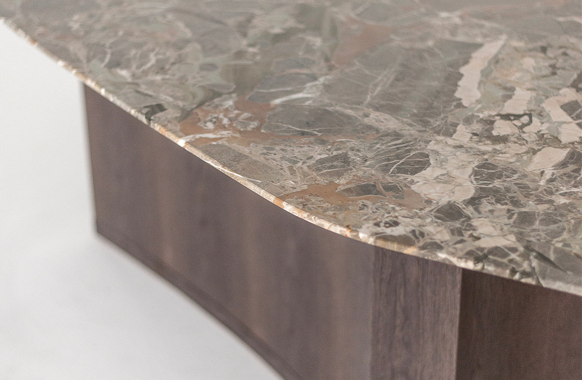 Dining Table 04905