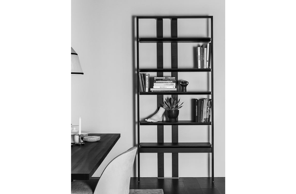 Bookcase 05318
