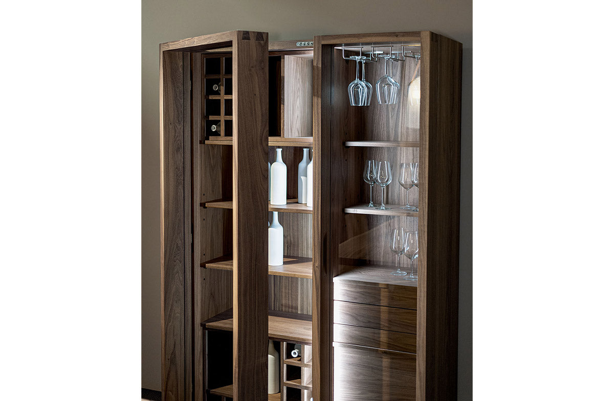 Wine Cabinet/Bar 06061