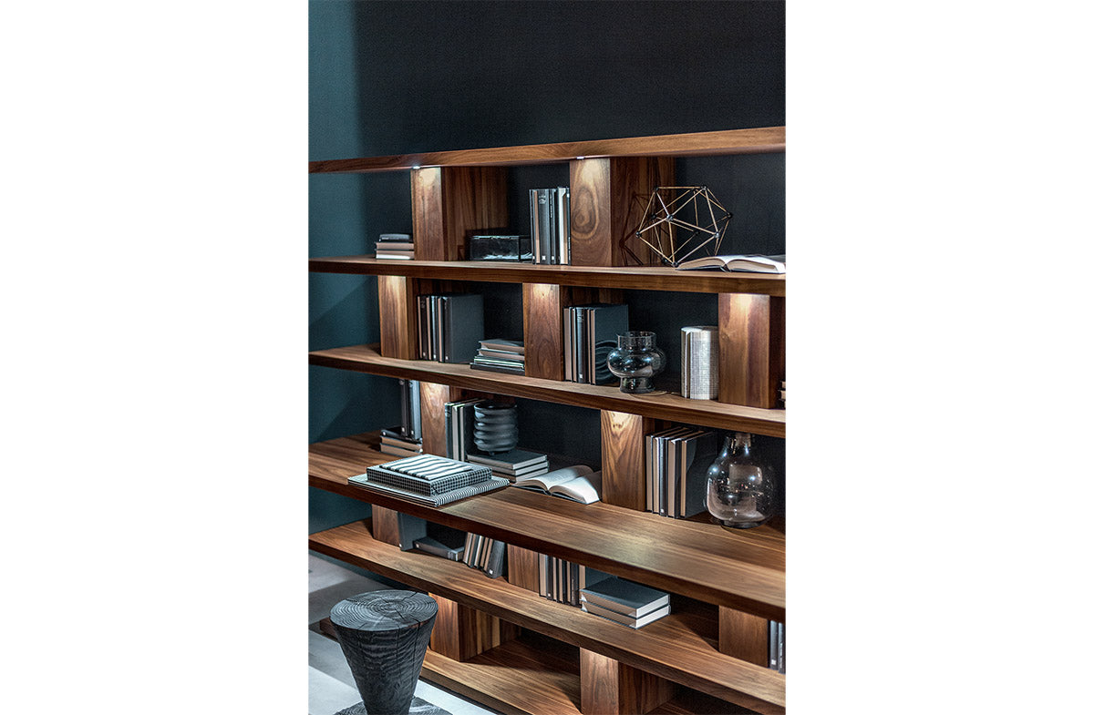 Bookcase 06620