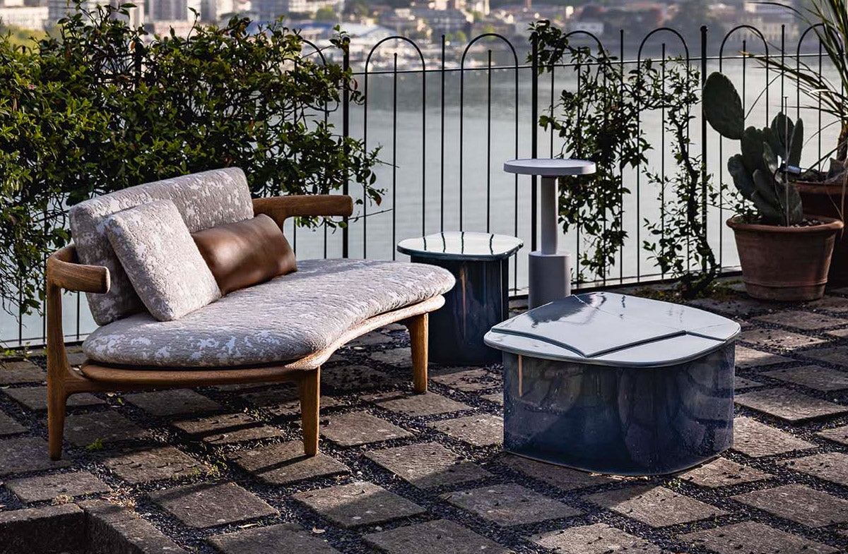 Outdoor Table Collection 08724