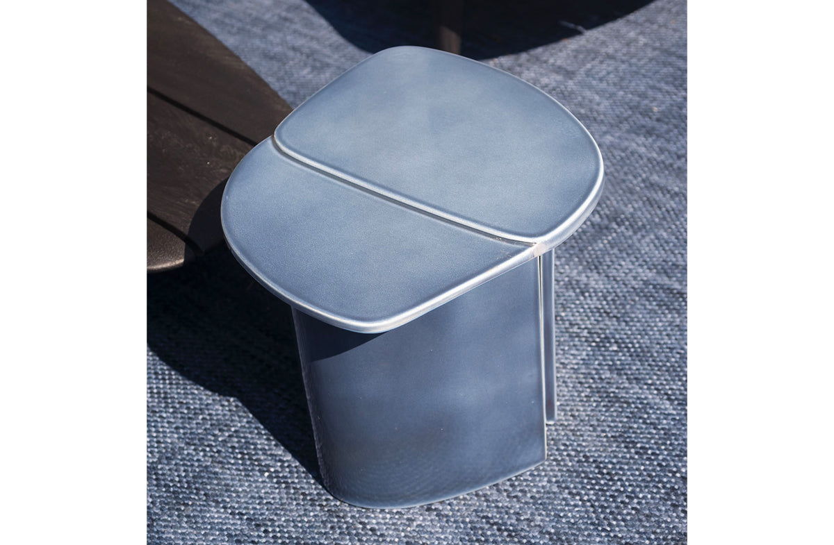 Outdoor Table Collection 08724