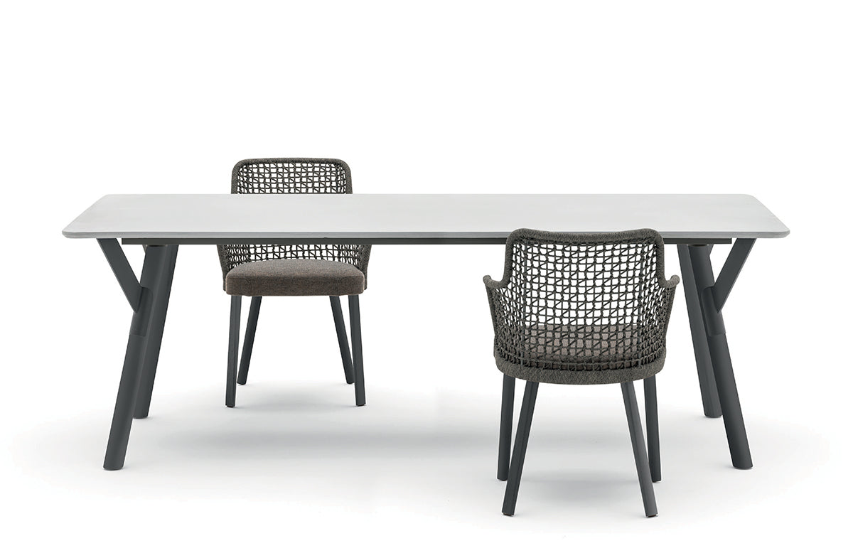 Outdoor Dining Table 09529