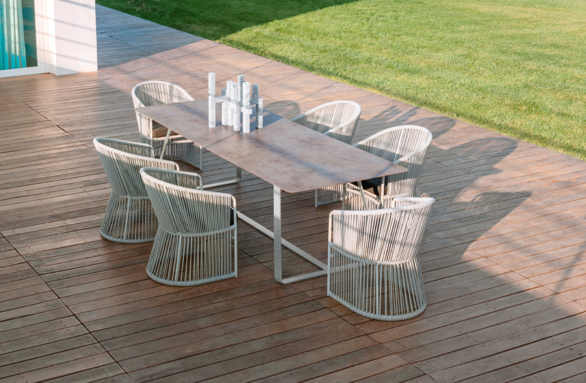 Outdoor Dining Table 09531