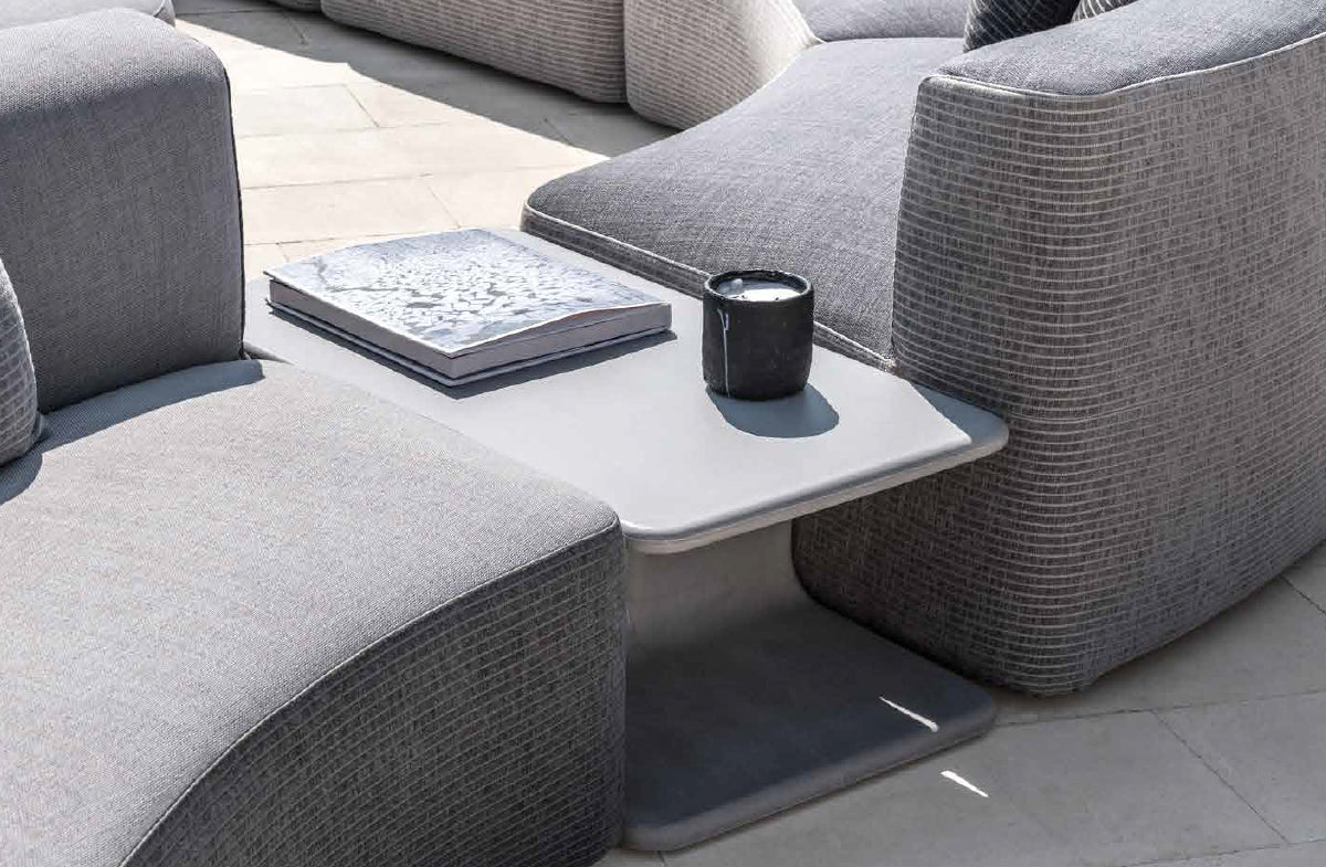 Indoor/Outdoor Side Table 09554