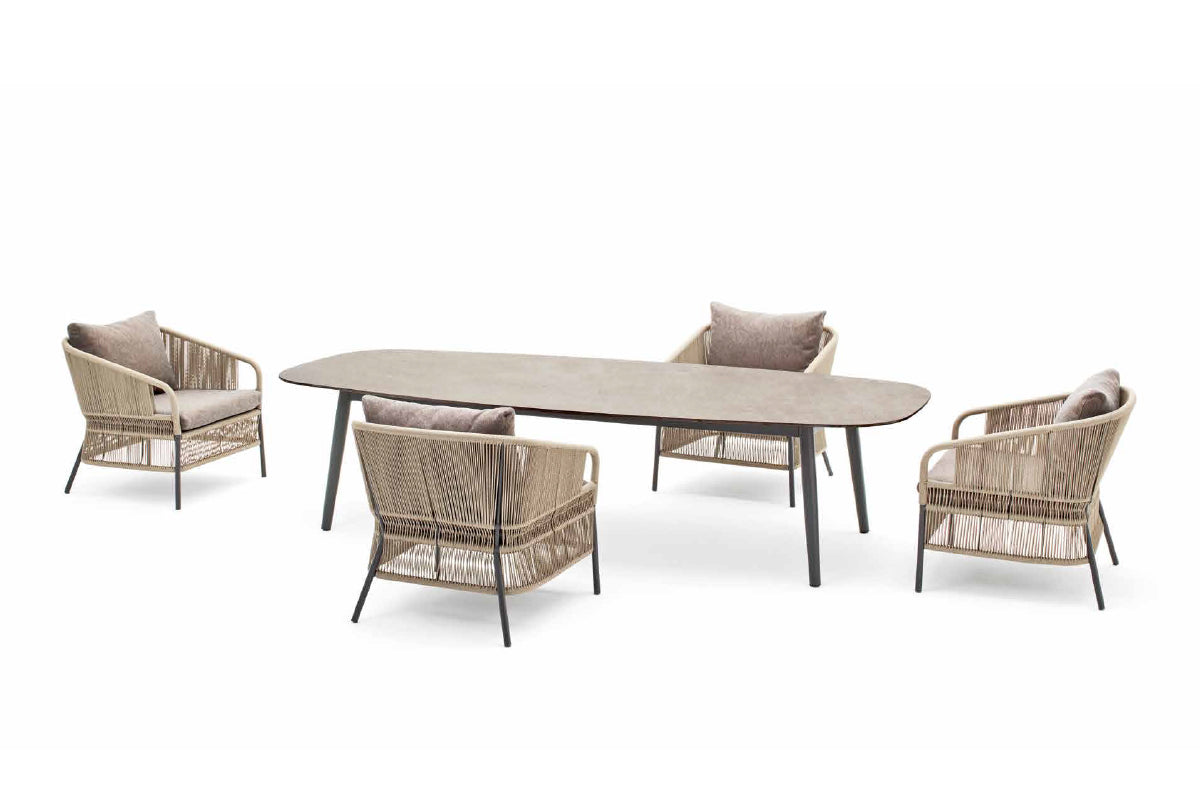 Indoor/Outdoor Dining Table 09556