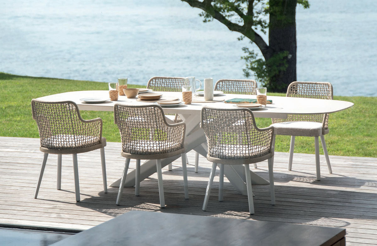 Outdoor Dining Table 09560