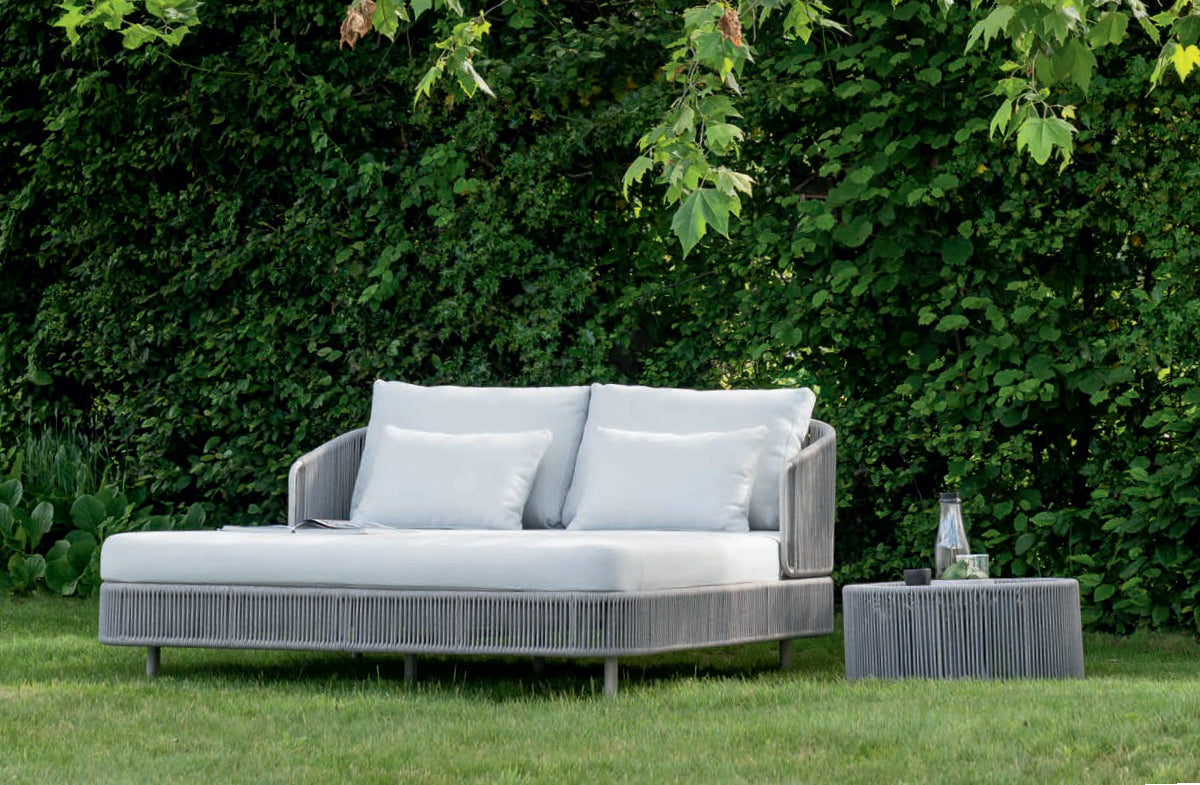 Outdoor Coffee Table 09573