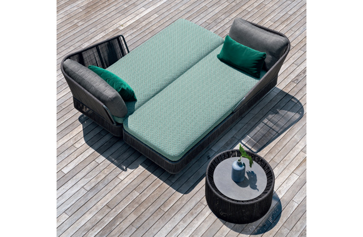 Outdoor Coffee Table 09573