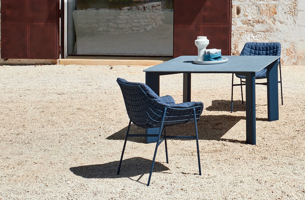 Outdoor Dining Table 09607