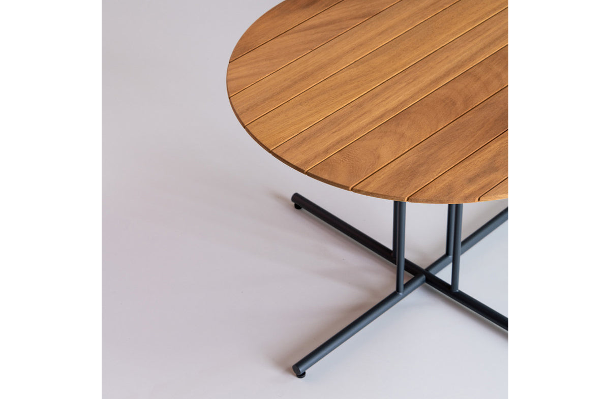 Outdoor Table Collection 10096