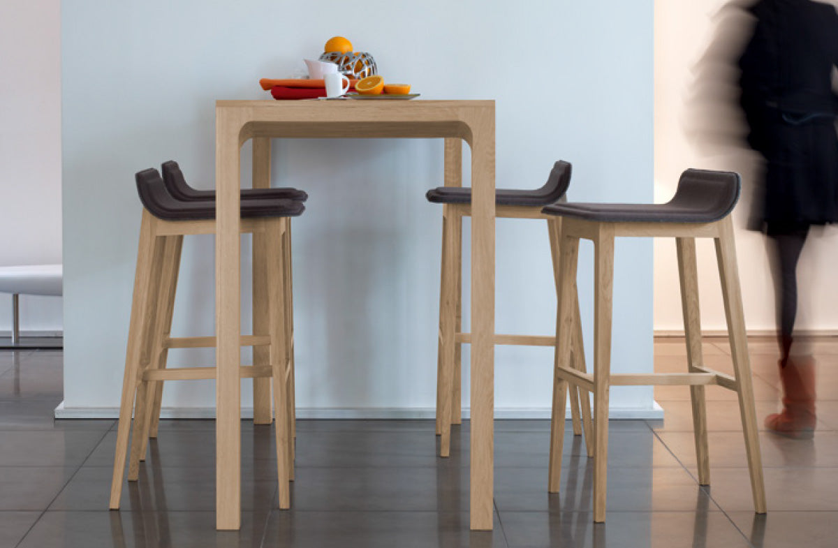 Bar Table 10458