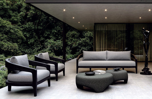 Outdoor Seating 18103