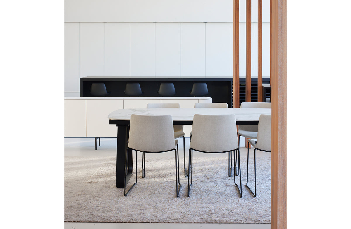 Indoor / Outdoor Extendable Dining Table 18324