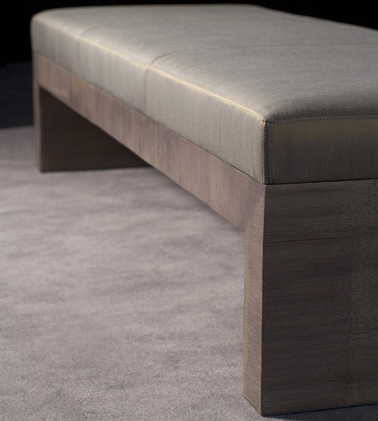Bench  00319