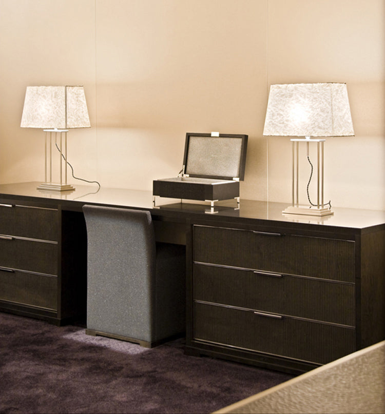 Desk  00358