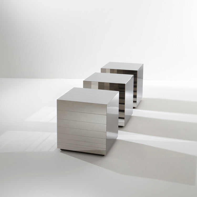 Side Table 01936