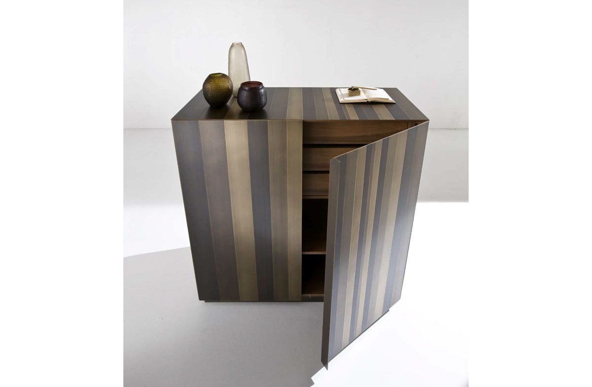 Cabinet 01937