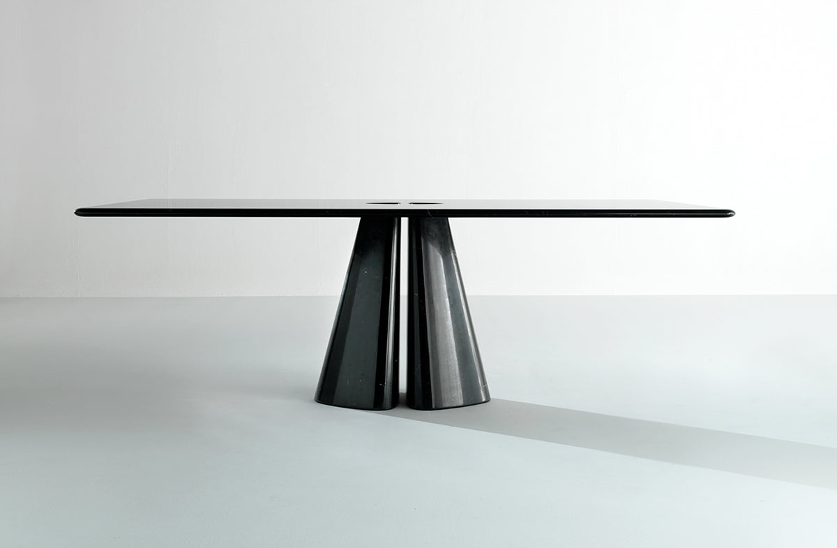 Dining Table 01945