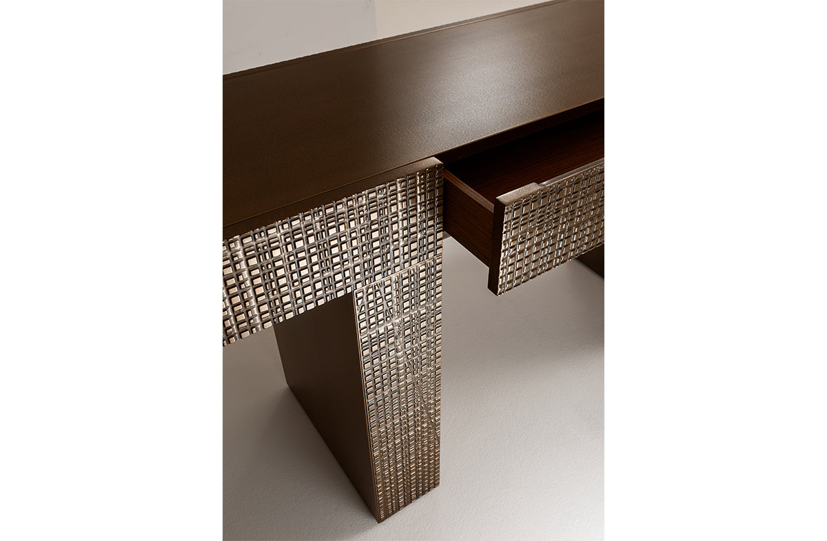 Console 01968