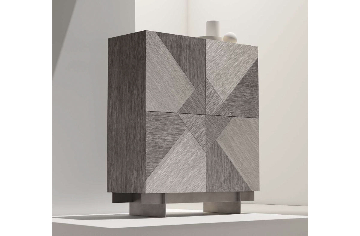 Cabinet 02043