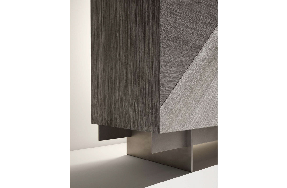 Cabinet 02043