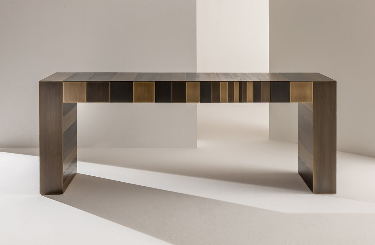 Desk 02082