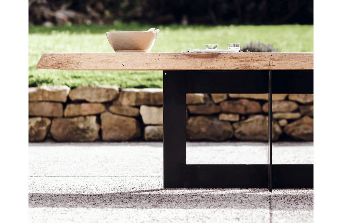 Dining Table 02408