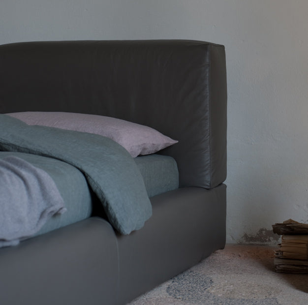 Bed 03330