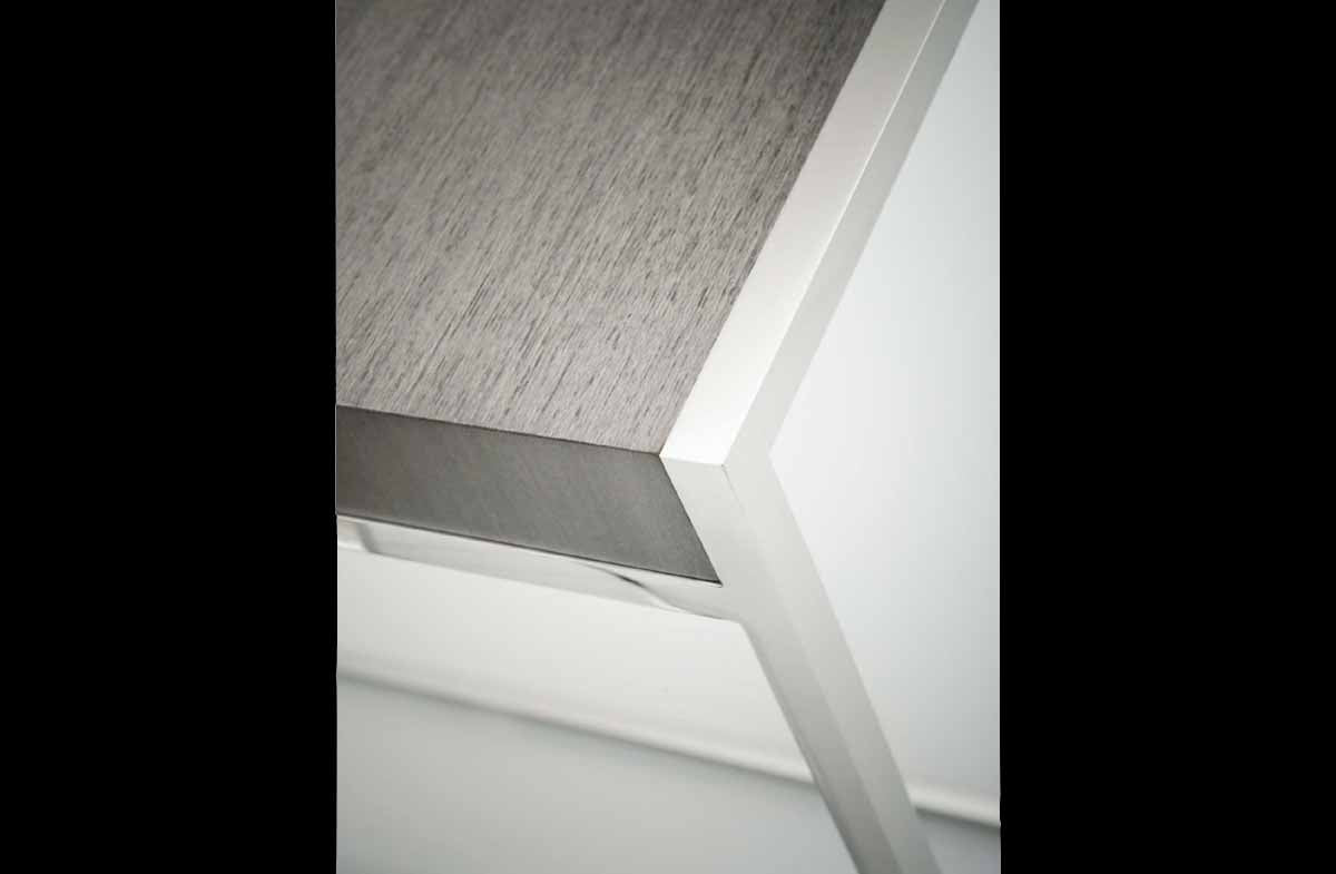 Console 04005